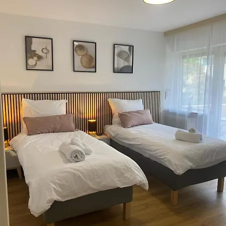 Au Rhin Mit Balkon In *